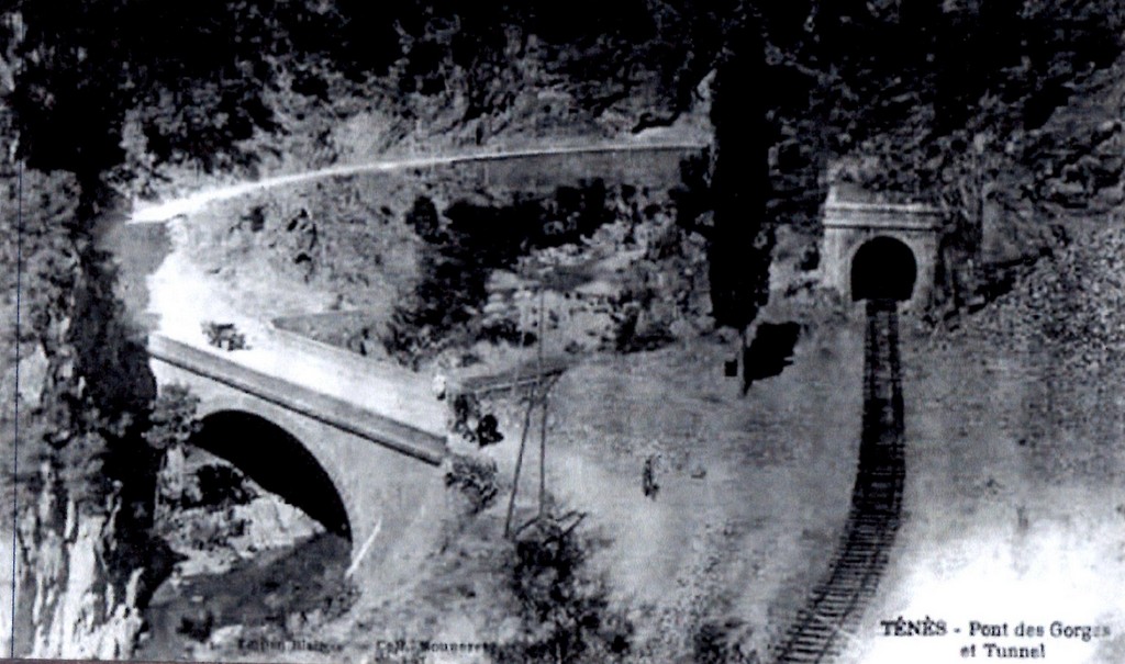 gareTenes-Pontetgorges.jpg